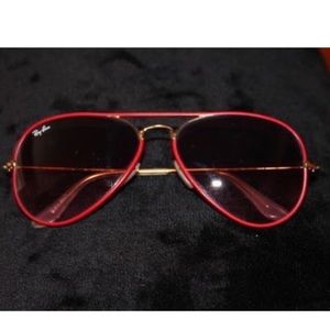 Red Ray-Ban Aviators